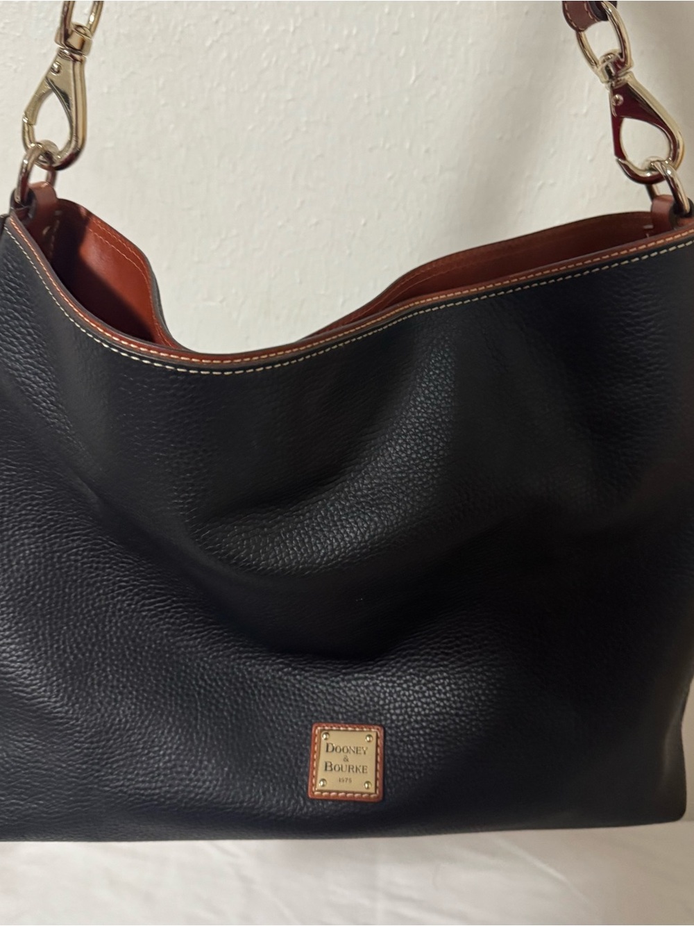 Dooney & Bourke Women’s Pebble Grain Sac Excellent Business Casual Wide Strap - Picture 9 of 14